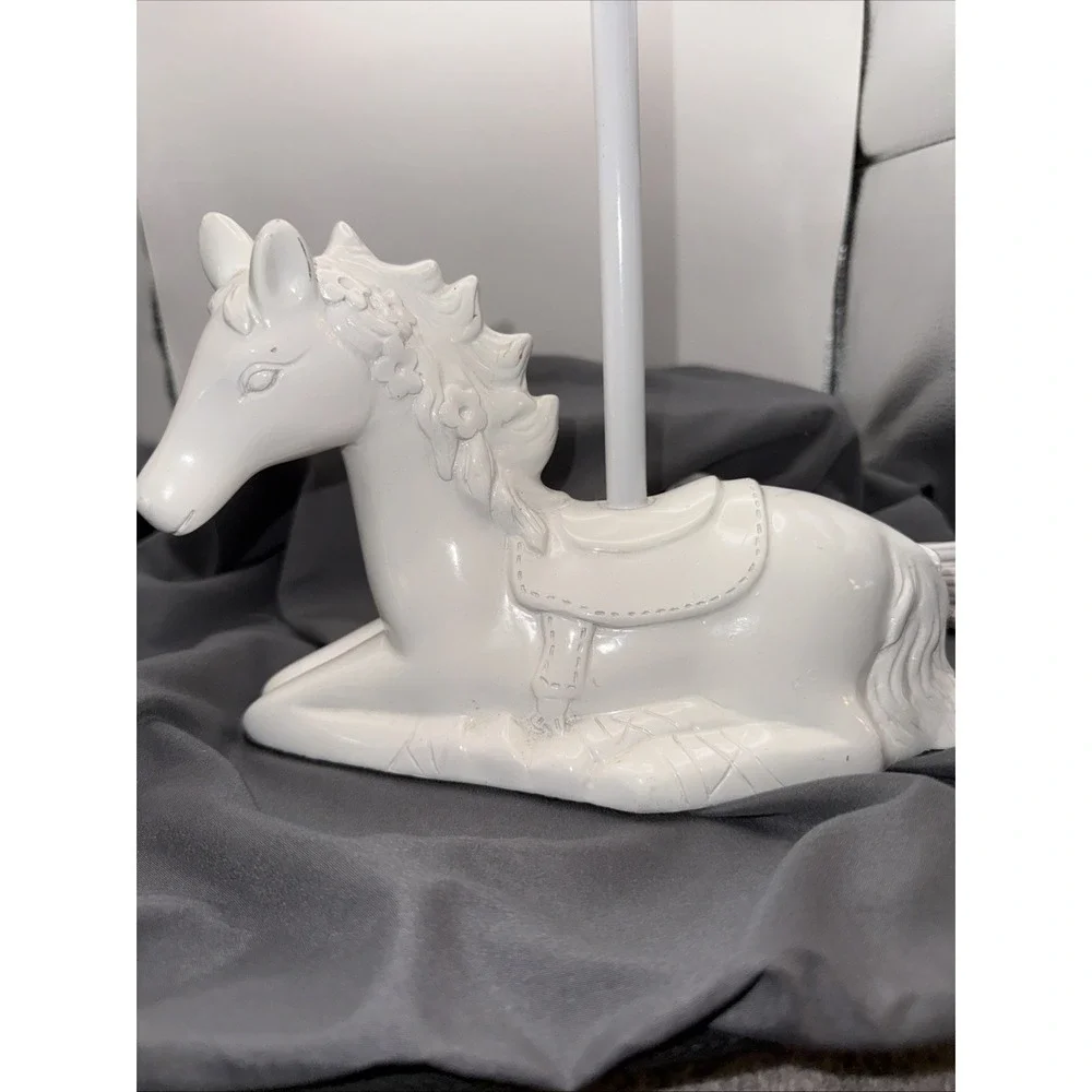 Circo Carousel White Horse Lamp WITHOUT SHADE - Tested Works